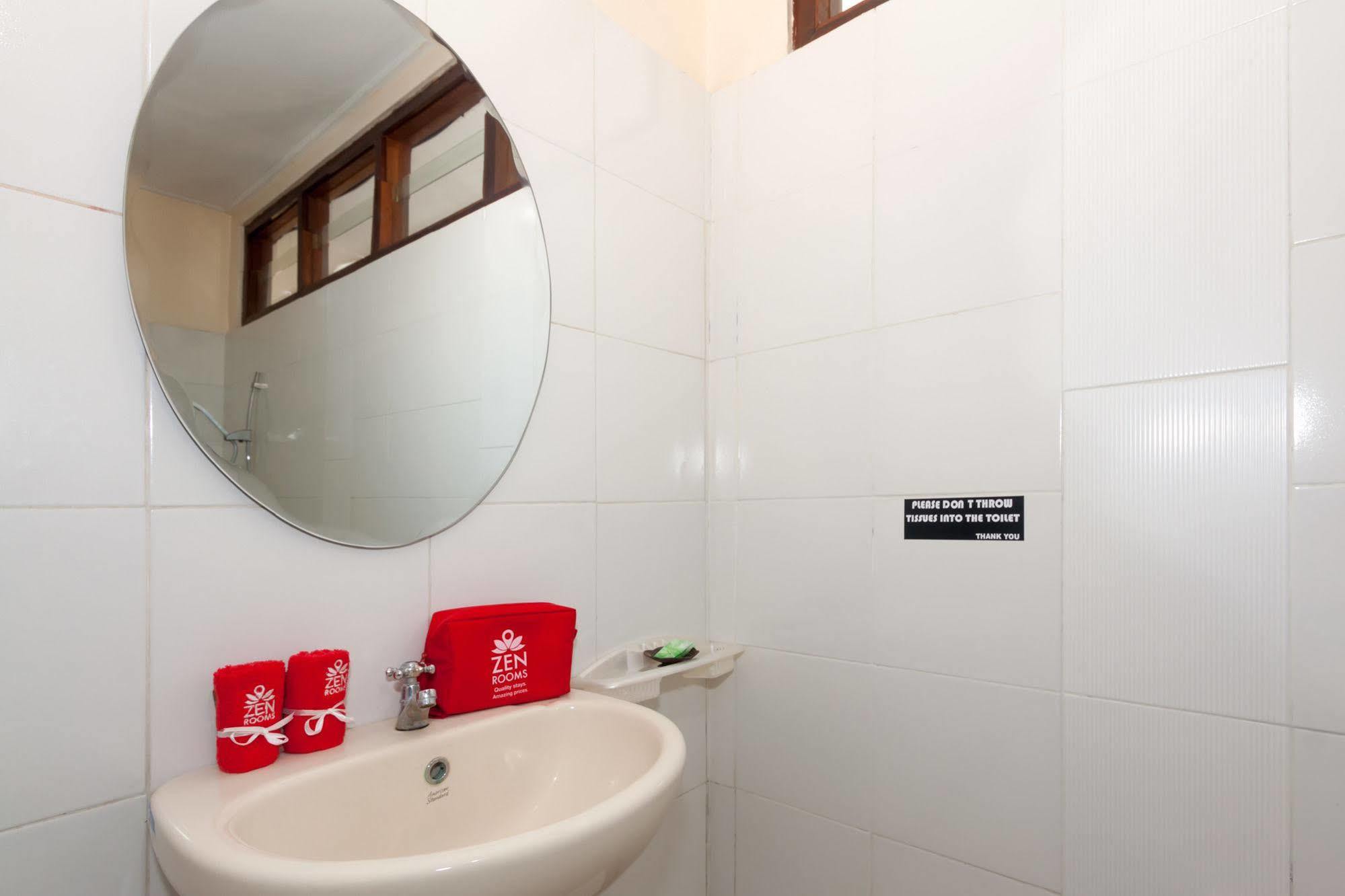 Zen Rooms Sanur Blanjong Sekawaru Exterior foto