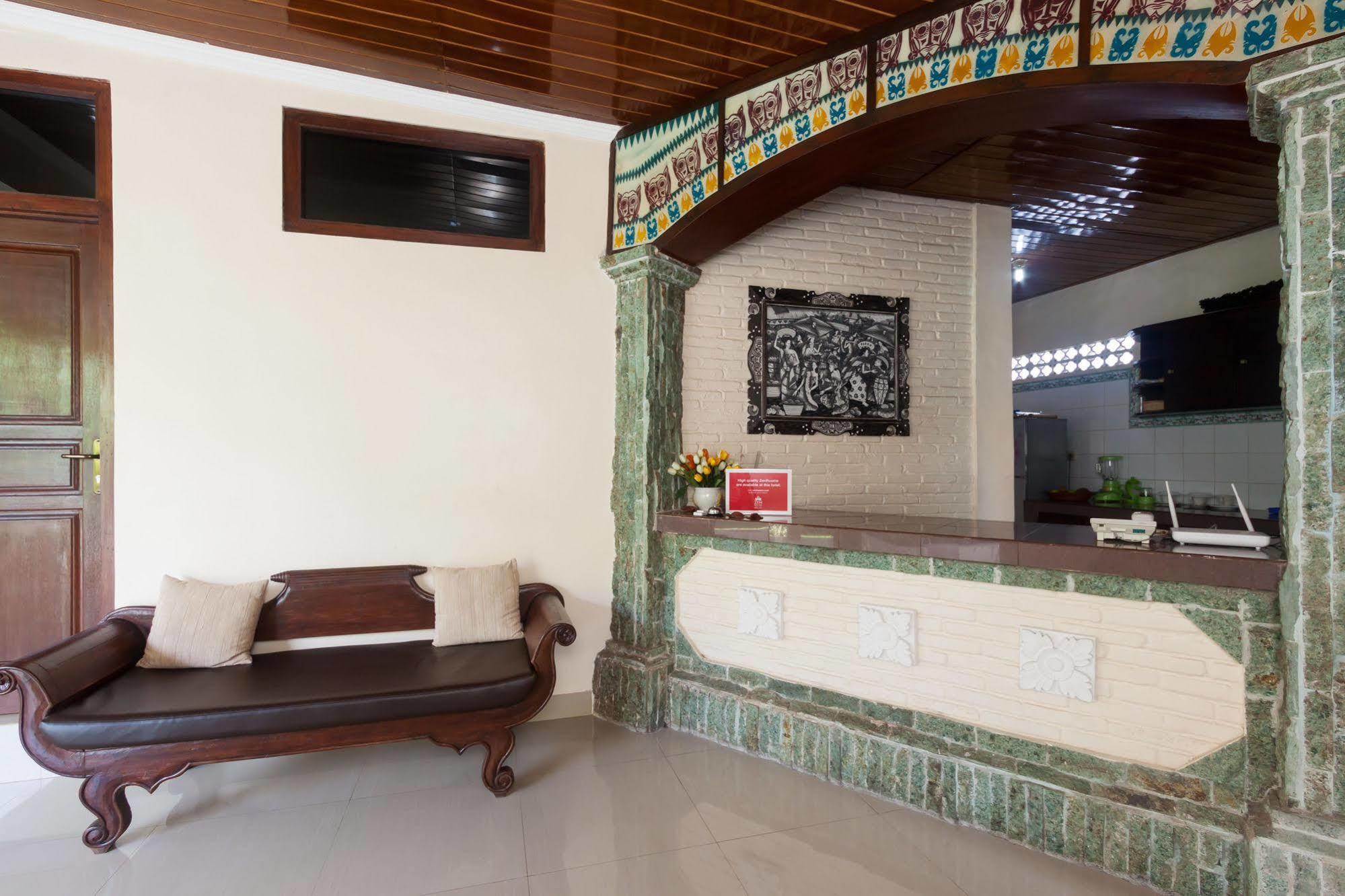 Zen Rooms Sanur Blanjong Sekawaru Exterior foto